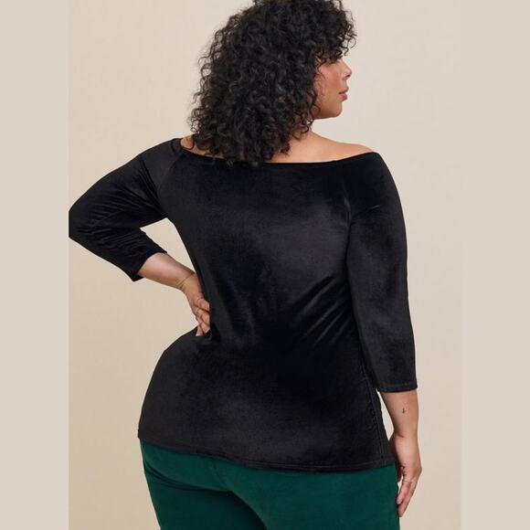 Torrid Stretch Velvet Shirred Front Off The Shoulder Top Size 2X NWT - Picture 2 of 9